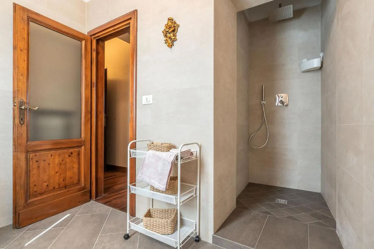 Panoramic Apartment Massa  0*, Massa (Tuscany)